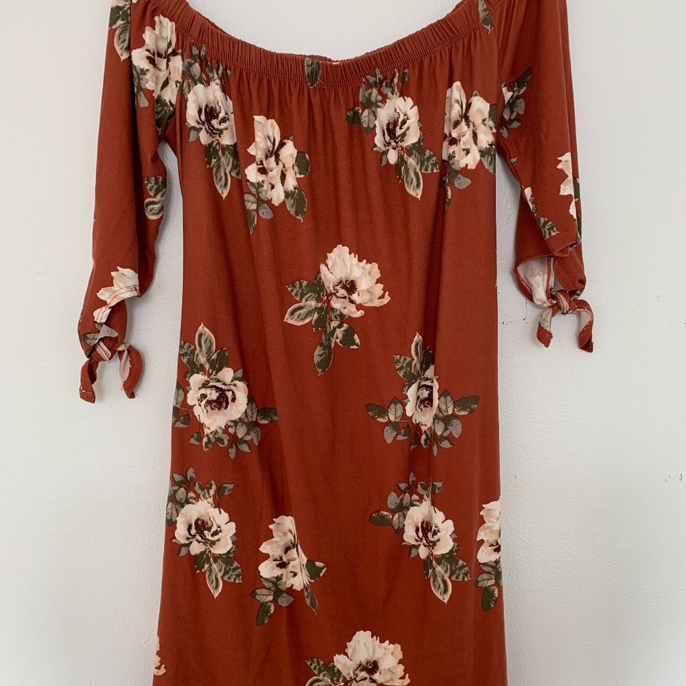 Rustic Floral Dress - Picture 2 of 2